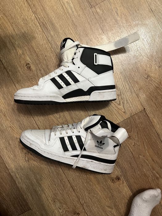 Адидас кроссовки