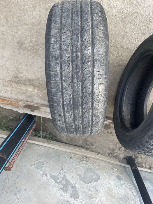 Шины 235/55/R17.