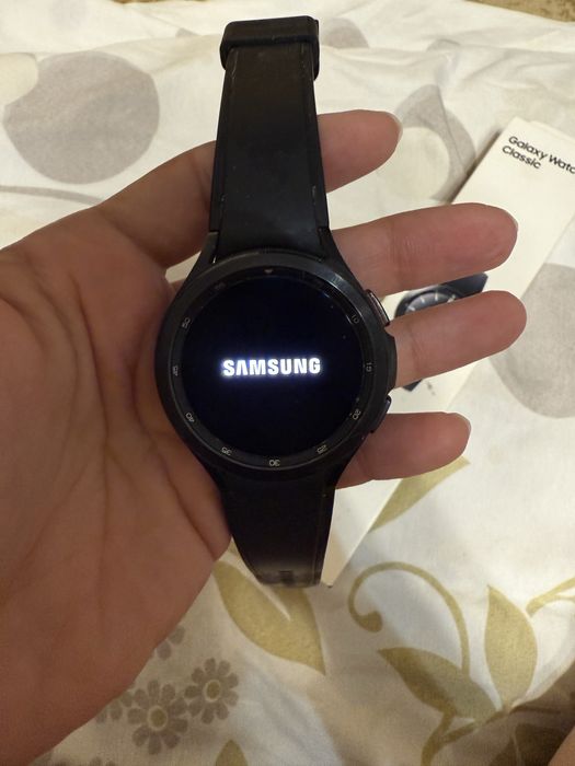 Смарт часы Galaxy watch 4