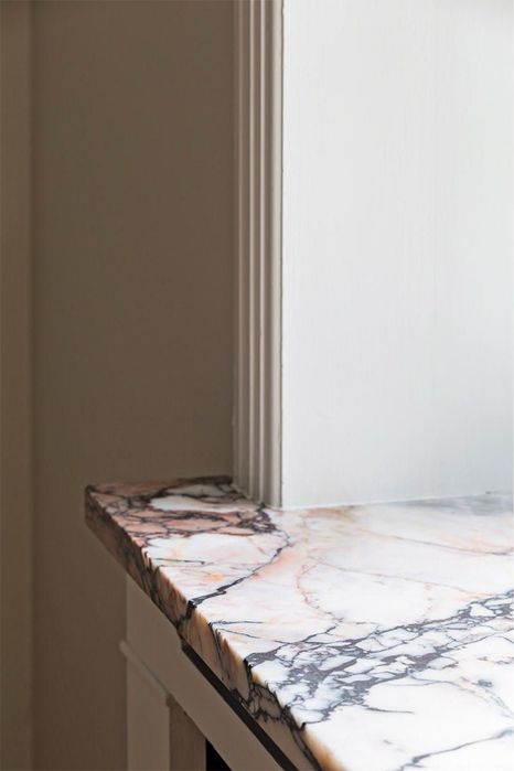 Подоконник из мрамора Алматы