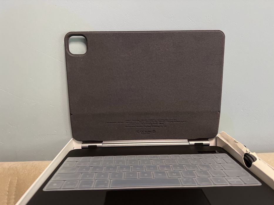 Wireless keyboard case ipad pro 11