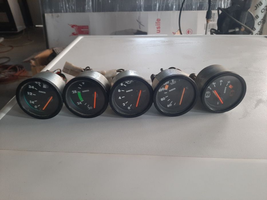 Ceasuri  de bord iveco