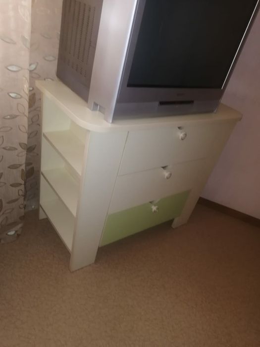 Шкафчик тумбочка