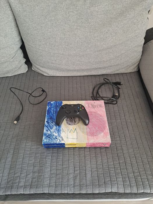 Vând xbox one s 1 Tb, super Nintendo  și  stație audio + 2 boxe  Pioneer