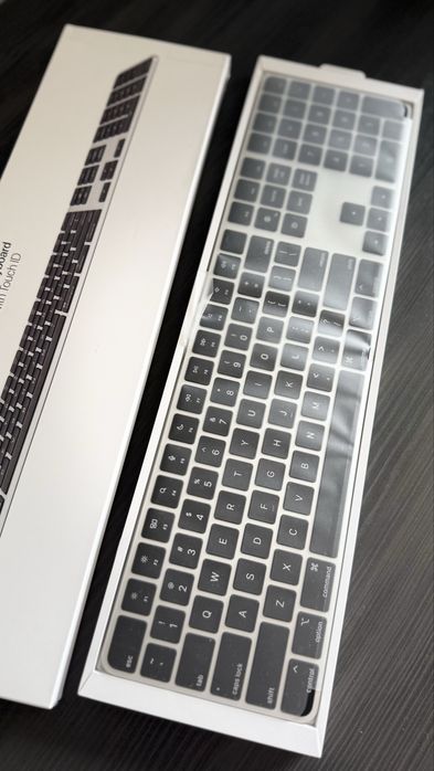 Apple Magic Keyboard with Touch ID