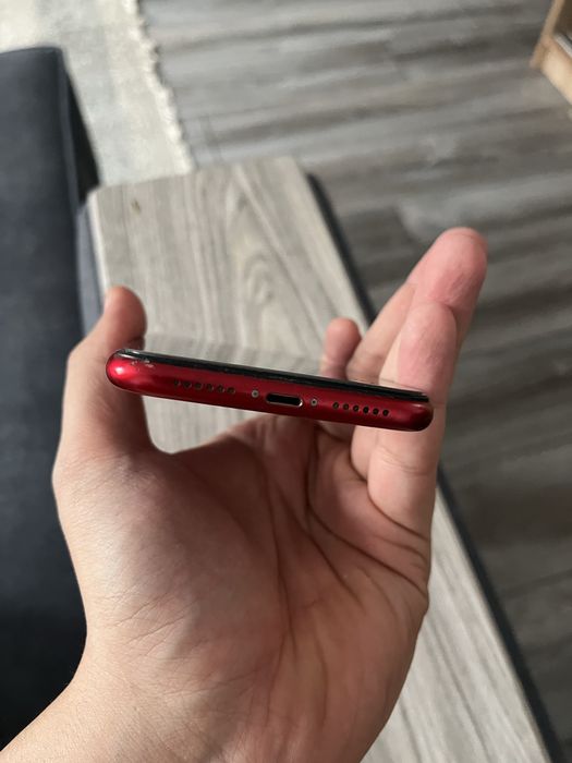 Айфон хр 64гб red