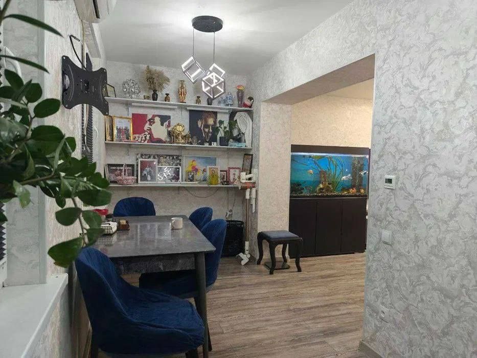 Срочно Продаётся Парк Фуркат 3/4/5 с мебелью техникой ремонт хороший !