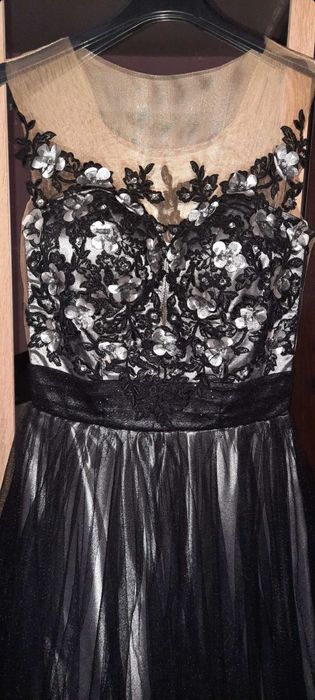 Страхотна Офицялна рокля