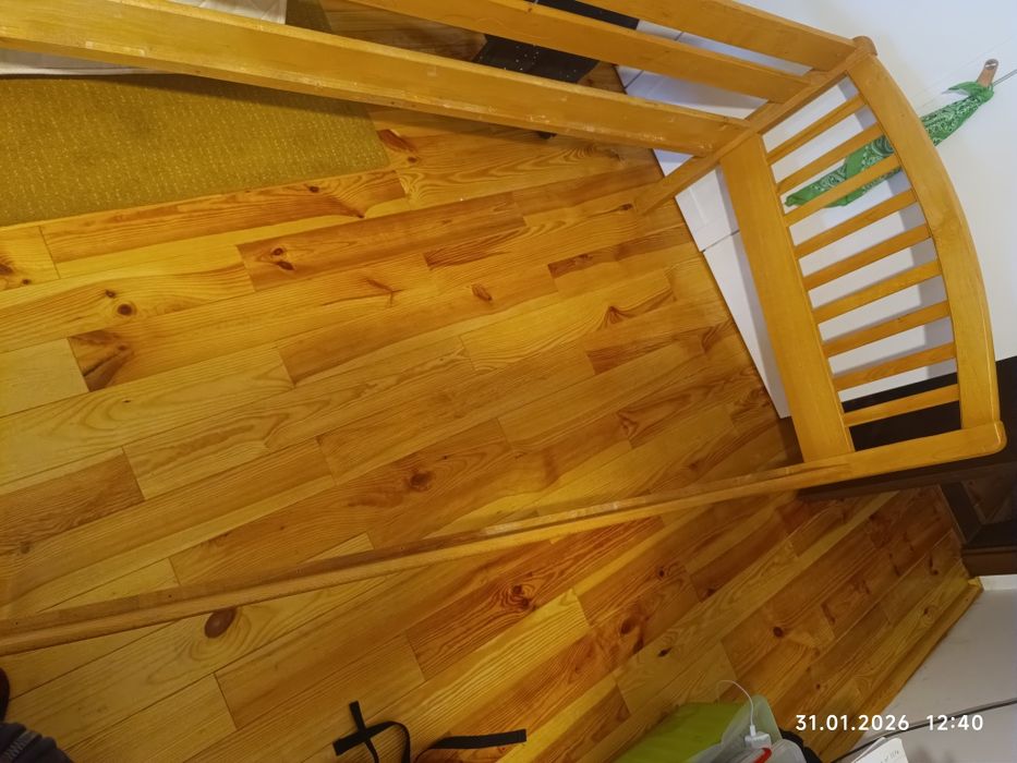 Paturi supraetajate din lemn