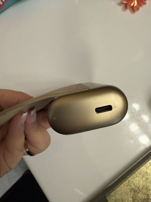 Iqos tip portofel auriu gold  tigare electronica
