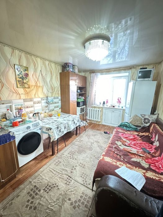 Продам 1-ком квартиру район Борки.