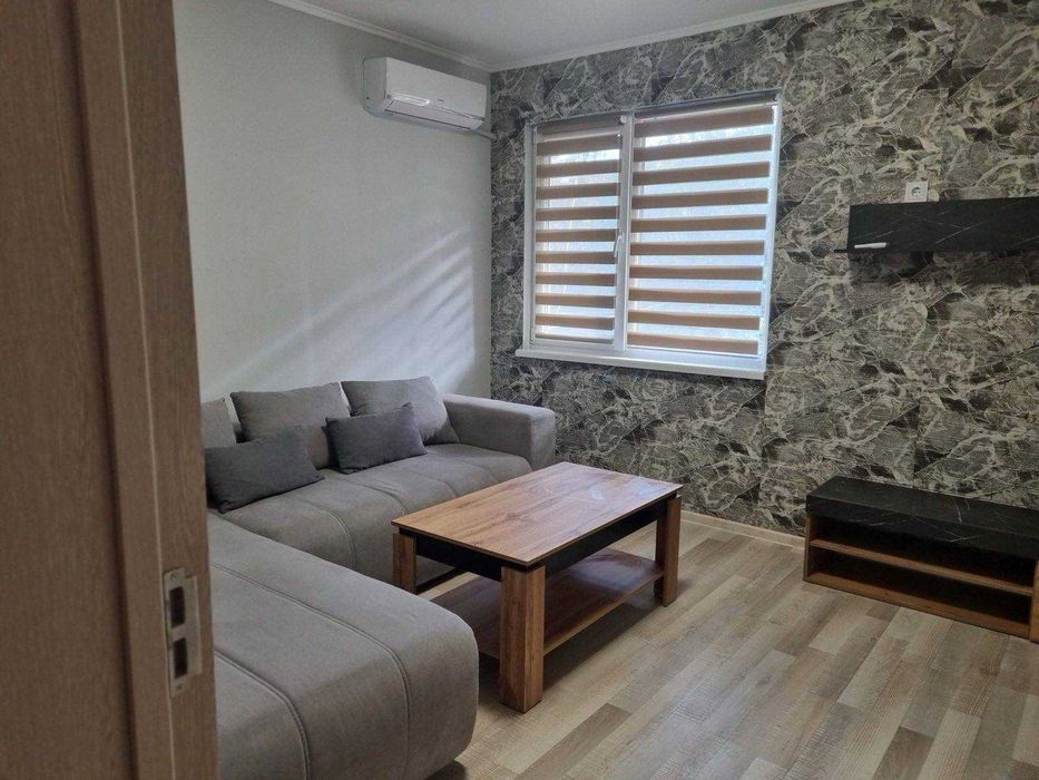 Продава се Двустаен апартамент в Хасково, Тракийски - 59 кв.м за 1560 €/кв.м - Снимка #1