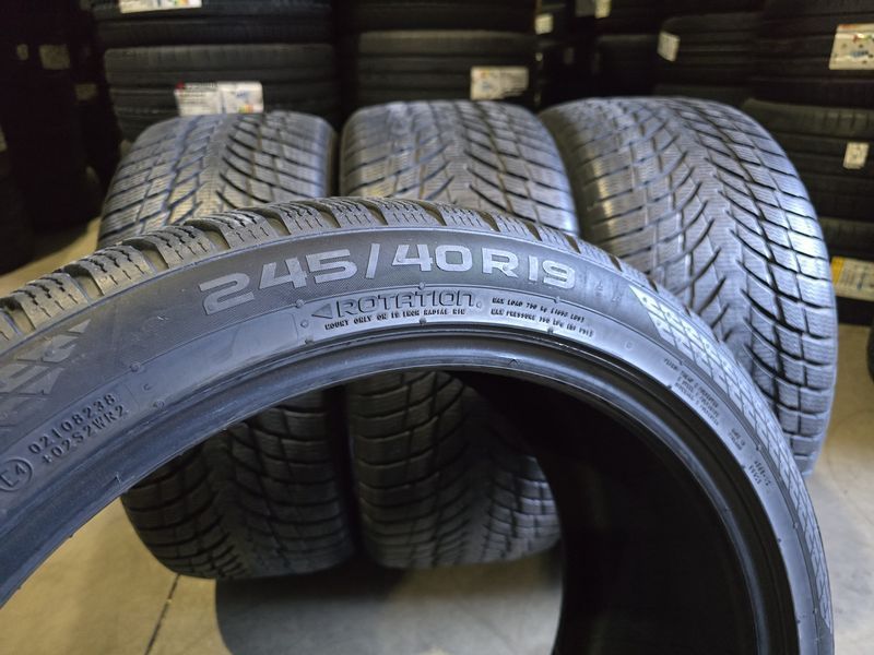 255/40/19//245/40/19 NOKIAN