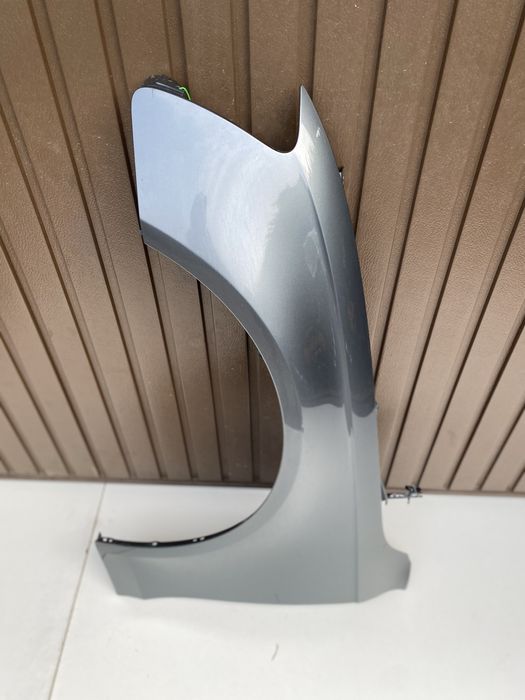 Aripa st fata Audi A4 B8 Facelift  cod culoare LX7R 2012-2015