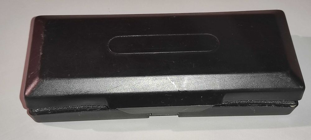 PT. Auto. FATA ( numai fata )  RADIO / DVD. CLARION model VRX279R USB.