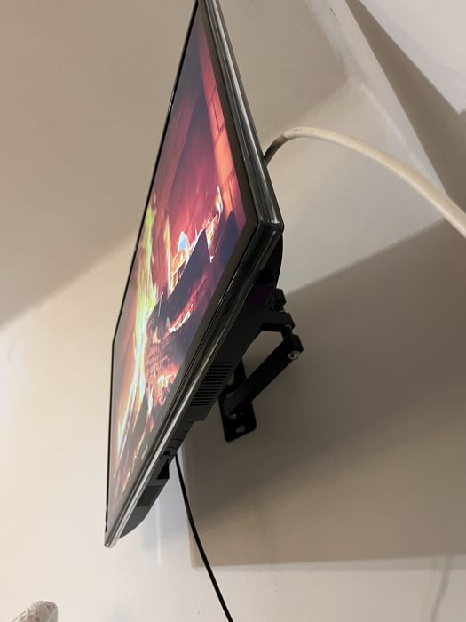 Televizor Samsung UE32F6470SS – Smart TV, Full HD, telecomandă touch