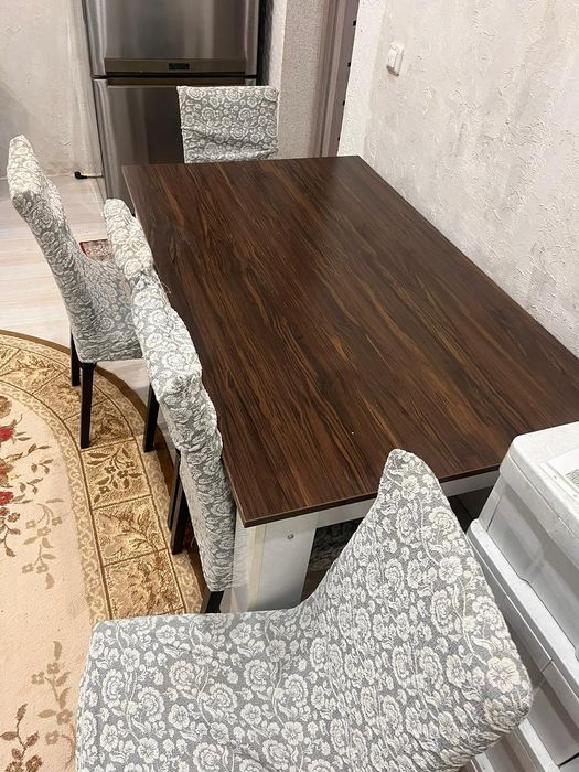 Стол кухонный продается