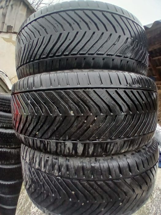 Vând cauciucuri All Season 255 55 R18