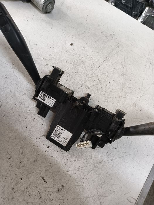 Ansamblu Manete Volkswagen Touran (1T3) [ 2010 - 2015 ] Tdi (Cfhf, Clc