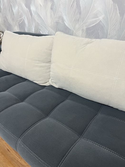 Продам диван 3 метра