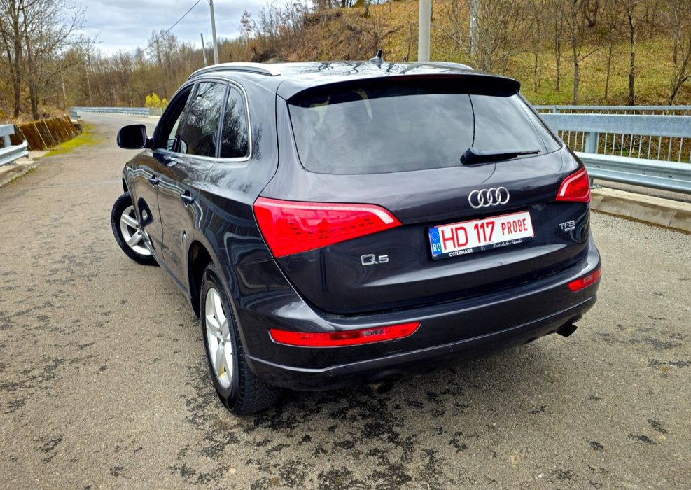 Audi Q5/4x4 / 2.0/ BENZINĂ /4x4 /Automată