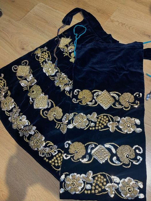 Catrințe(șoarțe),oltenesti în stare buna,preturi în descriere!