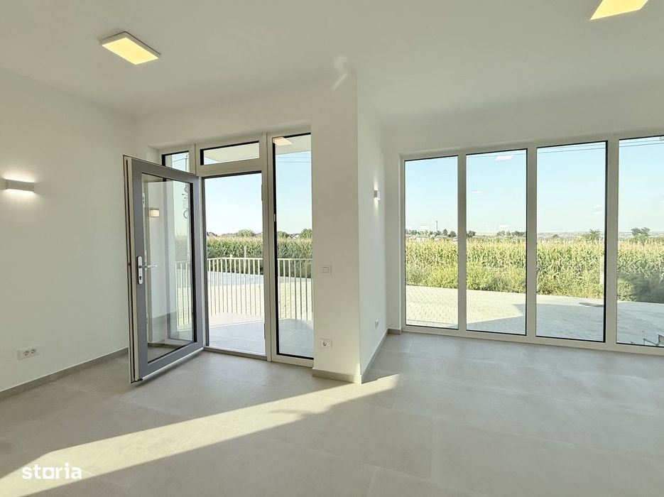 Spațiu comercial de lux 80 mp de închiriat birou/cabinet Ipotești, SV