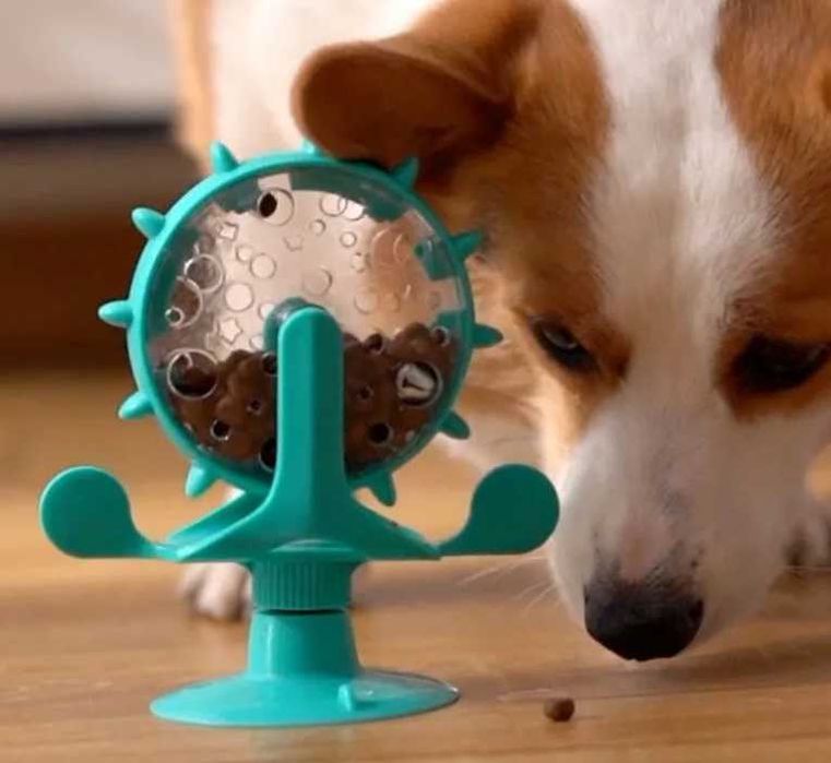 Интерактивная игрушка кормушка для кошек и собак