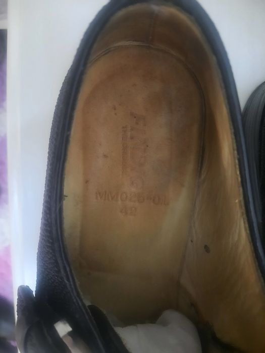 Продам туфли из кожи ската