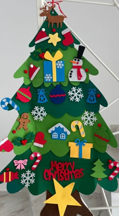 Brad fetru sigilat nou, ideal cadou Craciun cu decoratiuni fetru