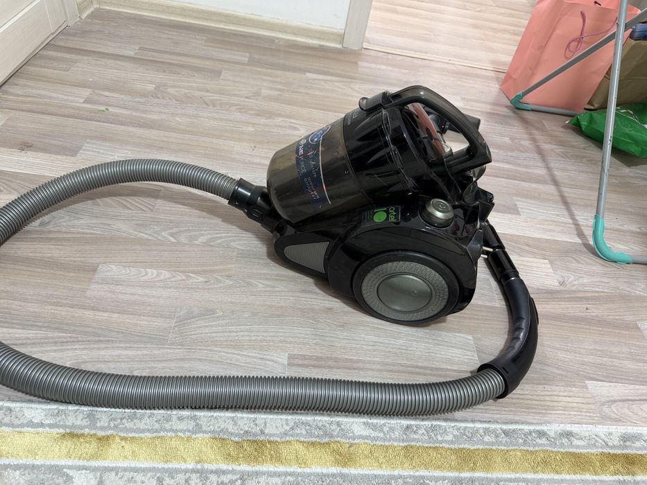 Пылесоc artel в хорошем состоянии