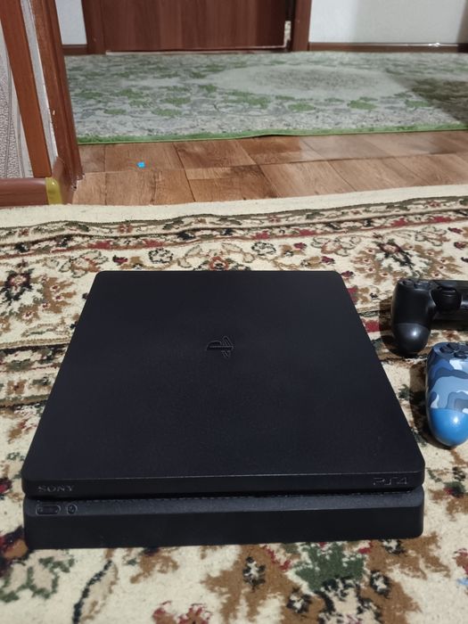 Ps4 SLIM в идеальном состоянии