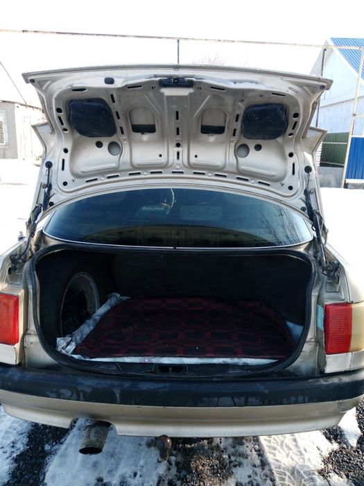 Продам авто Ауди 80 на ходу