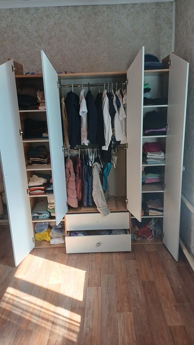 Детский шкаф для