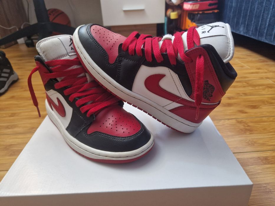 WMNS air jordan 1 mid