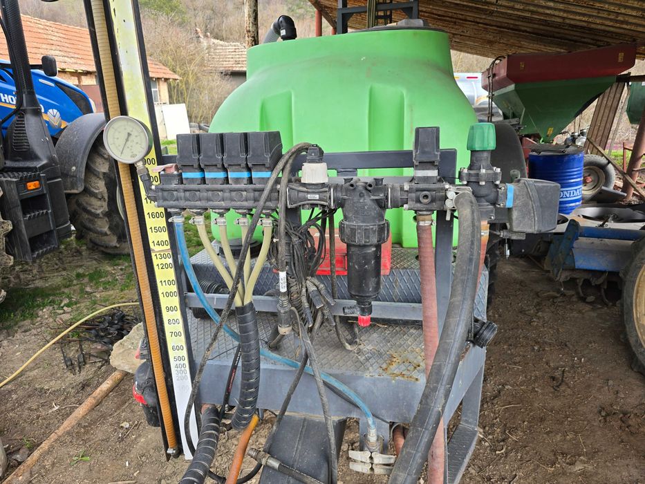 Прикачна пръскачка agriuma 2000