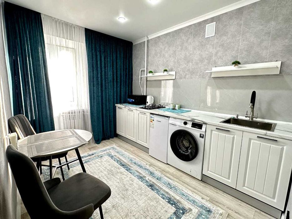 Продается 1 ком квартира район Школьник