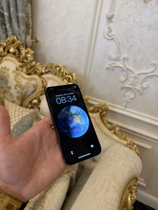Продам IPhone 11 pro