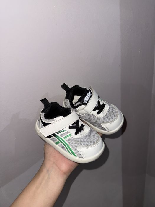 Кроссовки для мальчика