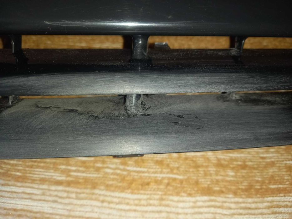 Grila neagra fara semn Opel Astra H 5usi Non Facelift -OUTLET