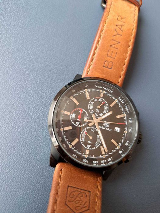 Мъжки часовник Benyar с кожена каишка