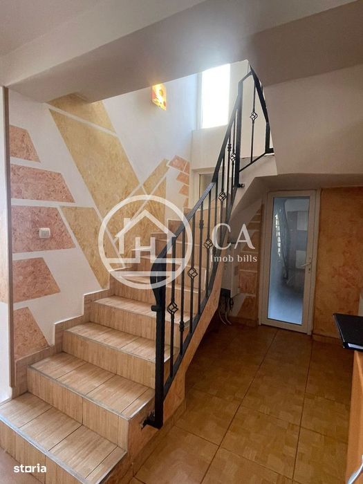 Casă de vanzare cu 4 camere în Sântandrei, Bihor