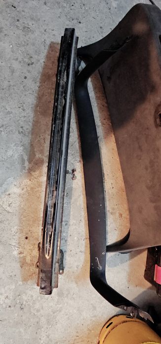 Bara armatura golf 6 combi plastice haion