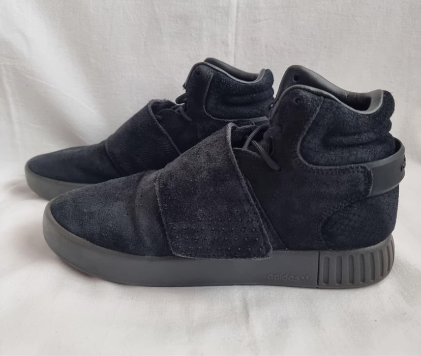 Ghete piele intoarsa naturala Adidas Tubular Strap, marimea 38 si 2/3