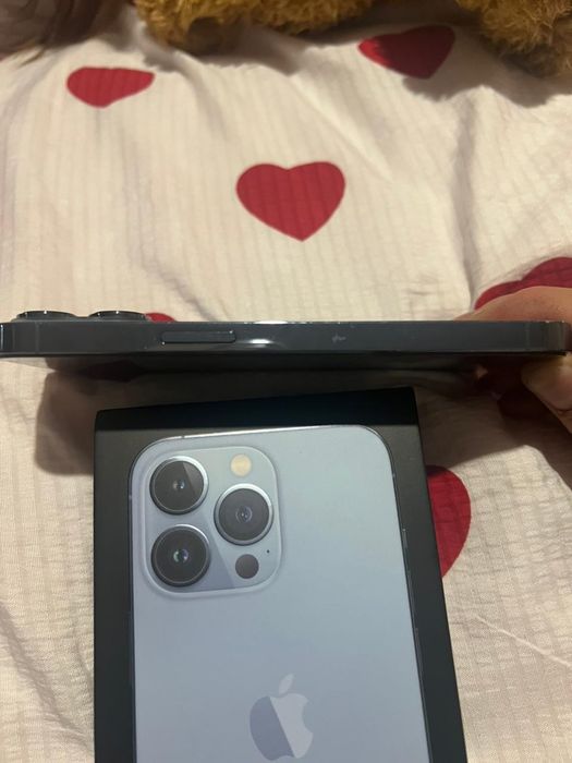 Продам iPhone 13 pro