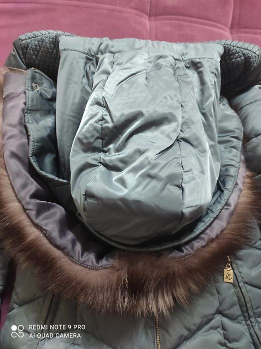 Женский зимний плащ