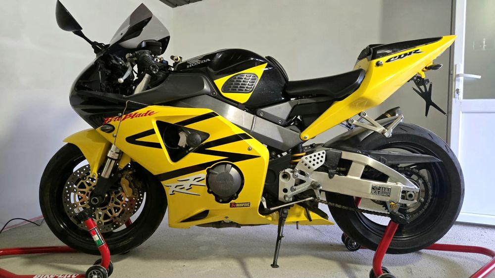 Vând Honda CBR FireBlade 954 RR SC50 2003