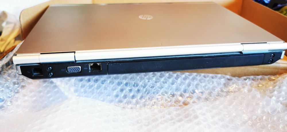 Dezmembrez Laptop Hp 8470p sau il vand intreg, I5/8gb/250SSD/DVD-RW