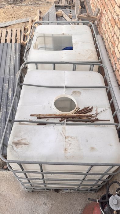 Емкость для воды 1м3