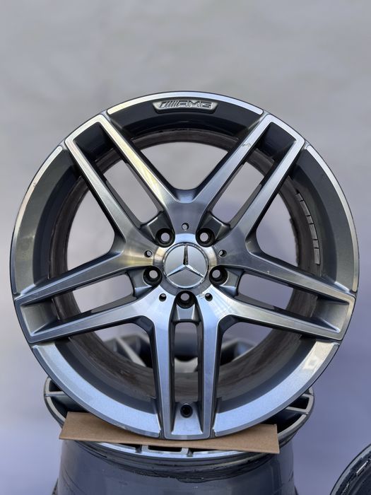 Оригинални джанти 19 цола amg 5x112 w222